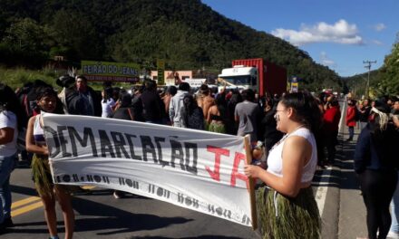 Indígenas fazem novo protesto contra Projeto de Lei 490, no Alto Vale do Itajaí