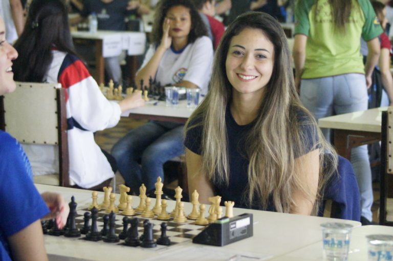 Vanessa Feliciano disputa Clearsale Master de xadrez