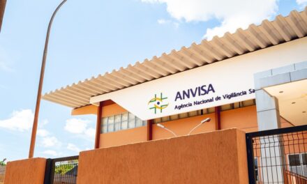 Diretores da Anvisa recebem ameaça contra aprovação de vacina para crianças