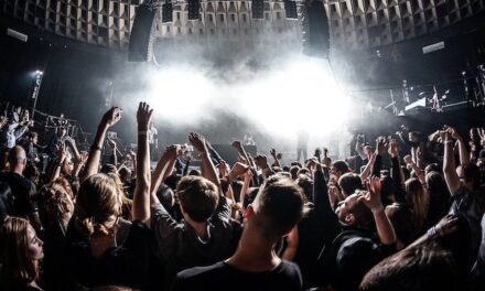 Quase 70% dos fãs de música apoiam exigência de máscaras e vacinas em shows