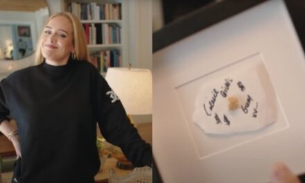 Adele mostra chiclete mastigado por Céline Dion que mantém emoldurado em sua casa – Música