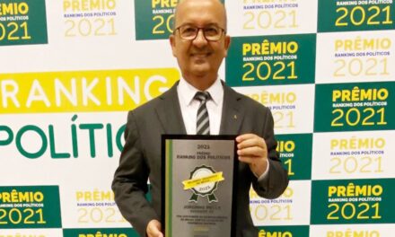 Diário do Alto Vale | Jorginho Mello está entre os melhores senadores do país