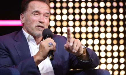 Arnold Schwarzenegger interpretará Zeus?