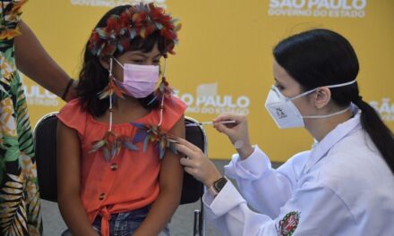 Crianças recebem primeira dose de vacina contra covid-19 em SP – Fotos