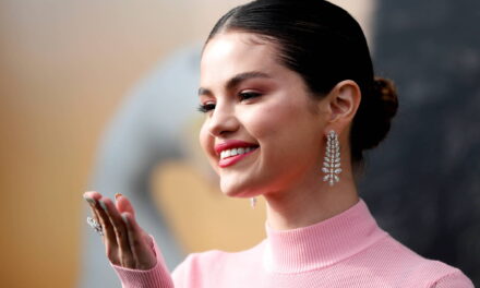 Selena Gomez irá desenvolver série inspirada em ‘Gatinhas e Gatões’ – 16/03/2022 – Cinema e Séries