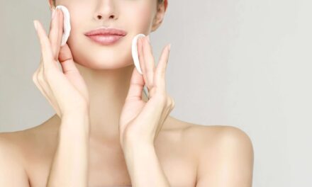11 produtos de limpeza facial indicados por dermatologistas