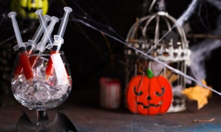 5 drinks temáticos e aterrorizantes para curtir o Halloween